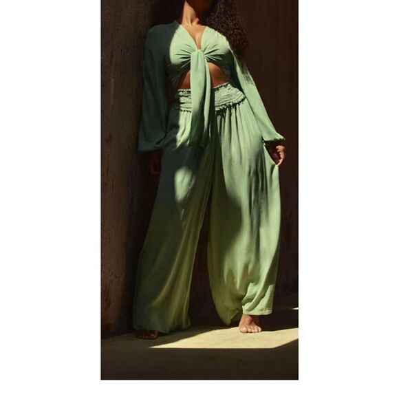 Fashion to Figure Pants Size‎  3  Green Gauze Lightweight Elastic Waist Wide Leg - Picture 2 of 14